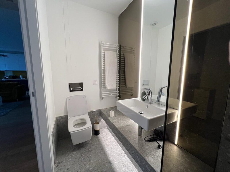 2025 Aviatiei Tower, 3 camere 96mp 2Bai Centrala, 2 Locuri Parcare Subteran